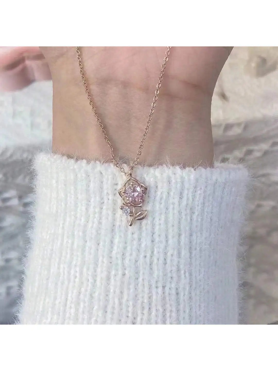 1pc Rose Gold Pink Diamond Rose Necklace