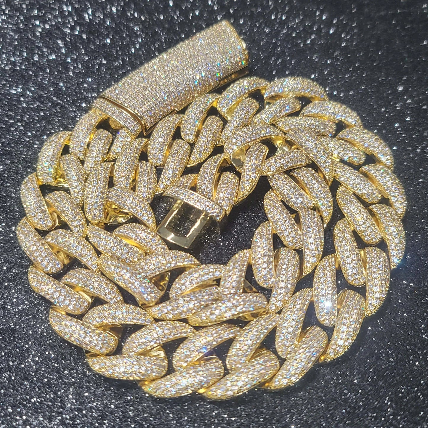 Miami Cuban Chain Iced Necklace