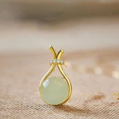 Teardrop-Shaped Imitation Jade Pendant Necklace
