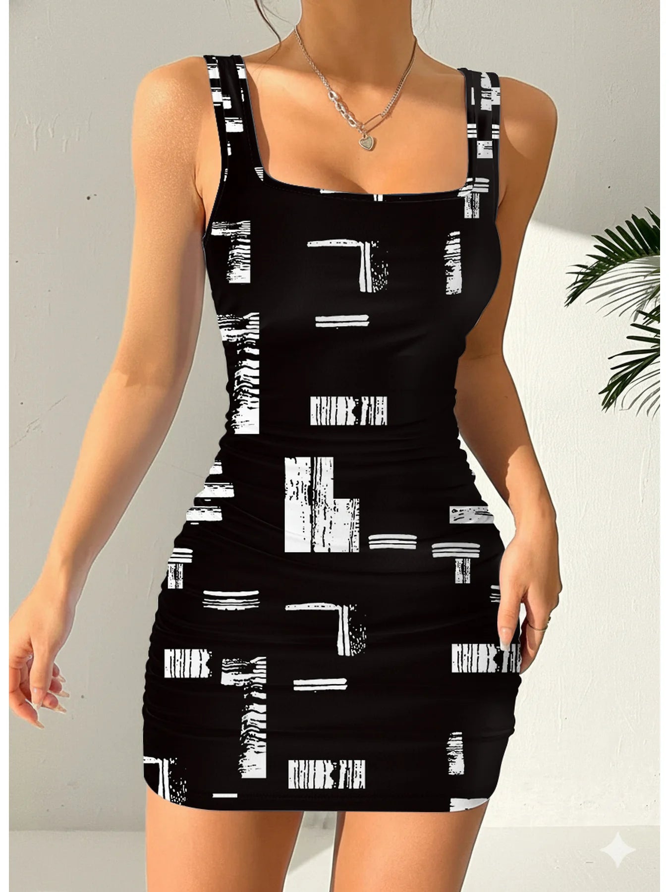 Geometric Print Round Neck Sleeveless Camisole Dress