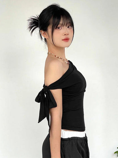 Shrink Pleated One-Shoulder Crop Top