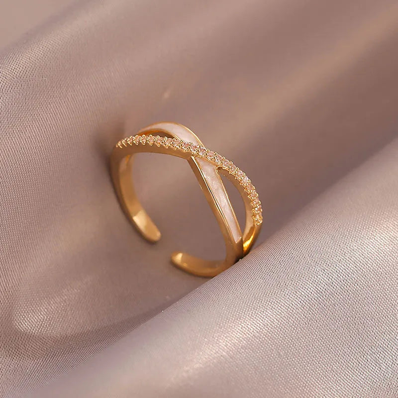 Exquisite Cross Shell Ring