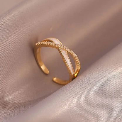 Exquisite Cross Shell Ring