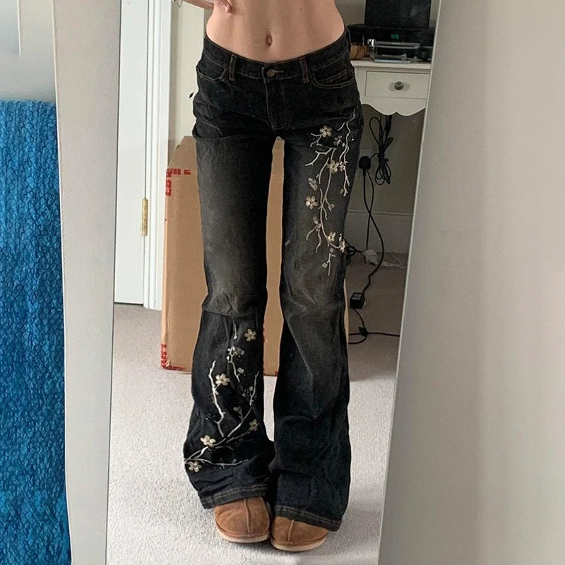 Floral Embroidery Jeans Vintage
