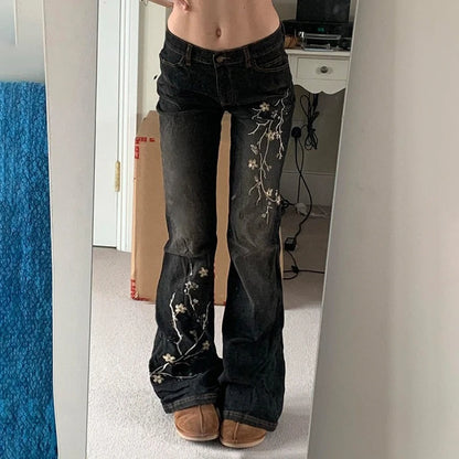 Floral Embroidery Jeans Vintage