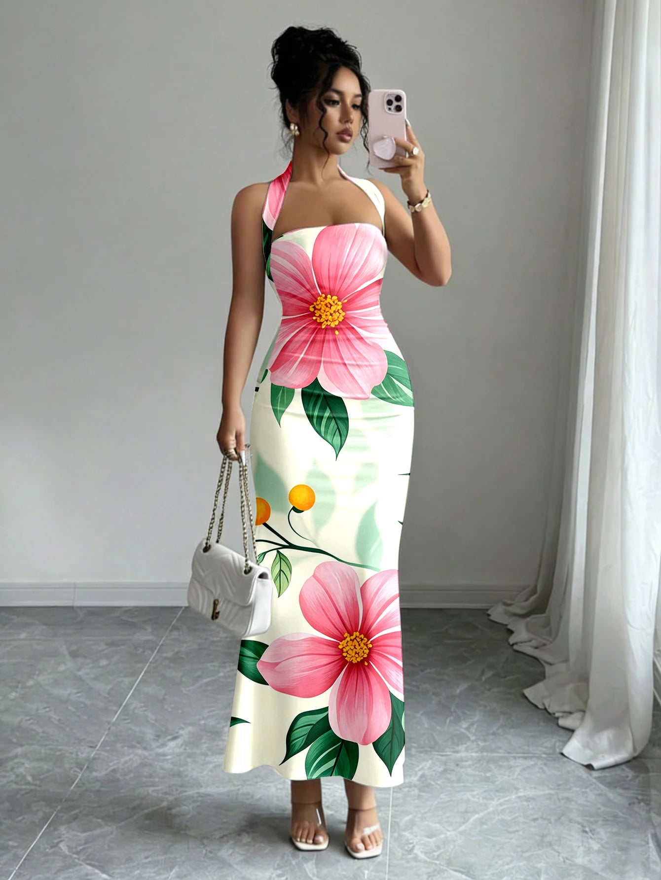Hip-Hugging Sleeveless Long Skirt Hanging Neck Design And Collar