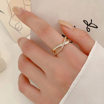 Exquisite Cross Shell Ring