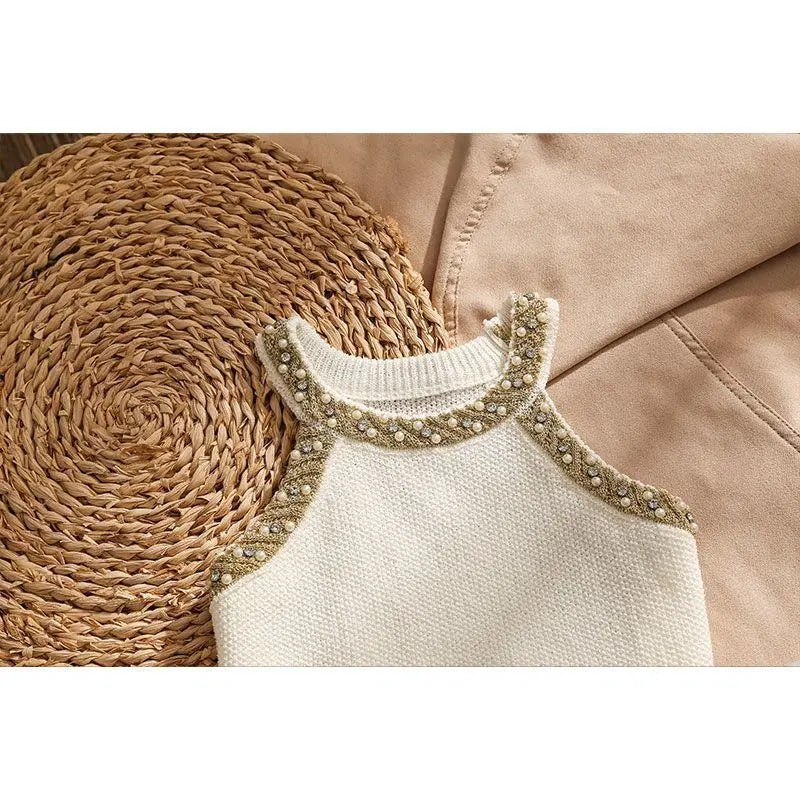 Fashionable Embroidered Flares  O-neck Sleeveless T-Shirts