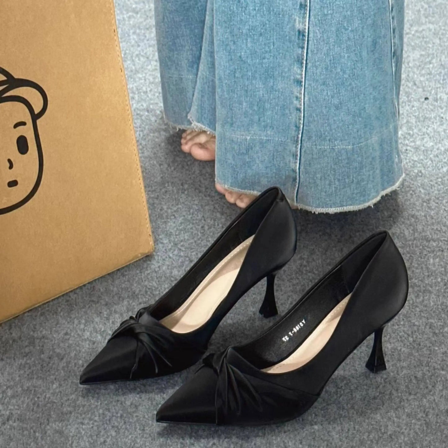 Elegant Ladylike High Heels Retro British Style Pointed Toe Low Cut Women's Shoes Fashionable Minimalist Pure Color Summer Shoes