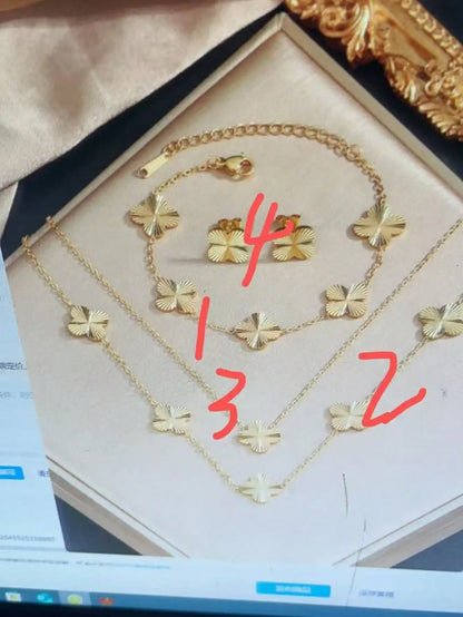 Four Leaf Clover Necklace Bracelet Earring Set