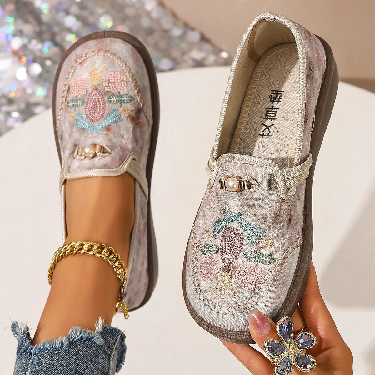 New Women's Casual Sneakers, Soft and Comfortable