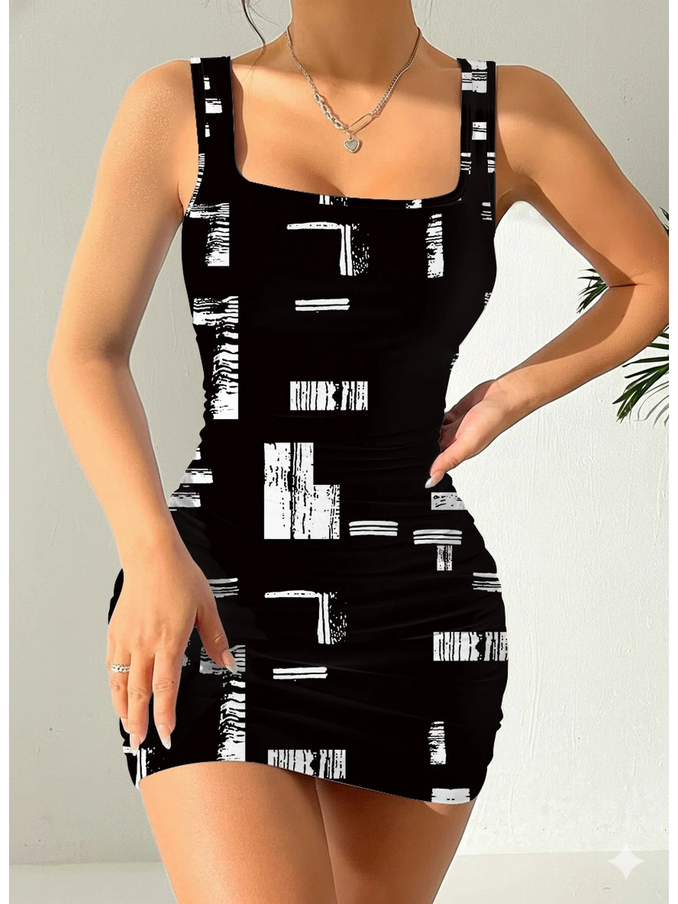 Geometric Print Round Neck Sleeveless Camisole Dress